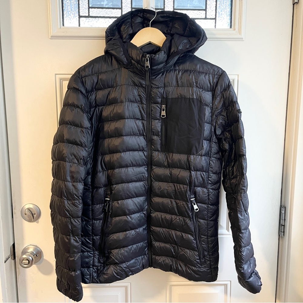 Calvin Klein Men’s hooded packable down jacket